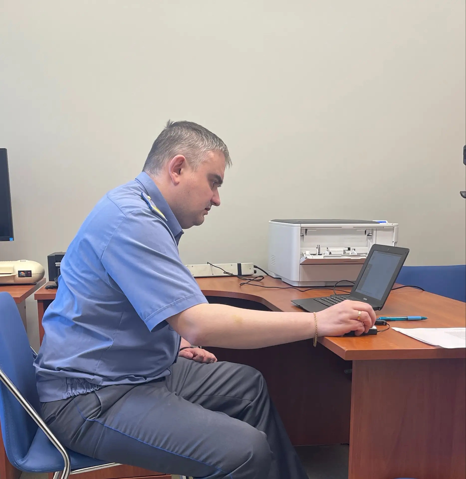 Проверка теоретических знаний лиц, претендующих на получение свидетельств, на право управления курсирующими по железнодорожным путям локомотивом, мотор — вагонным подвижным составом и (или) специальным самоходным подвижным составом в г. Кандалакше